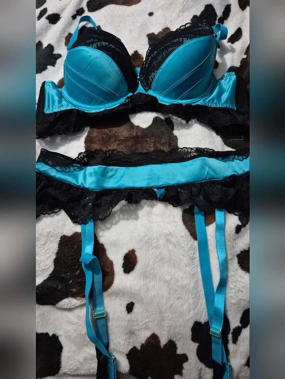 Satin And Lace Bra Set 1X/2X NWT